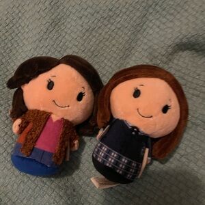 Hallmark itty Bitty Gilmore Girls Plush Toys (Lorelai and Rory) Set of 2, 4"...